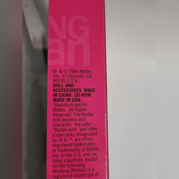 1999 Working Woman Barbie (Vintage Doll) 140 - Picture 7 of 14